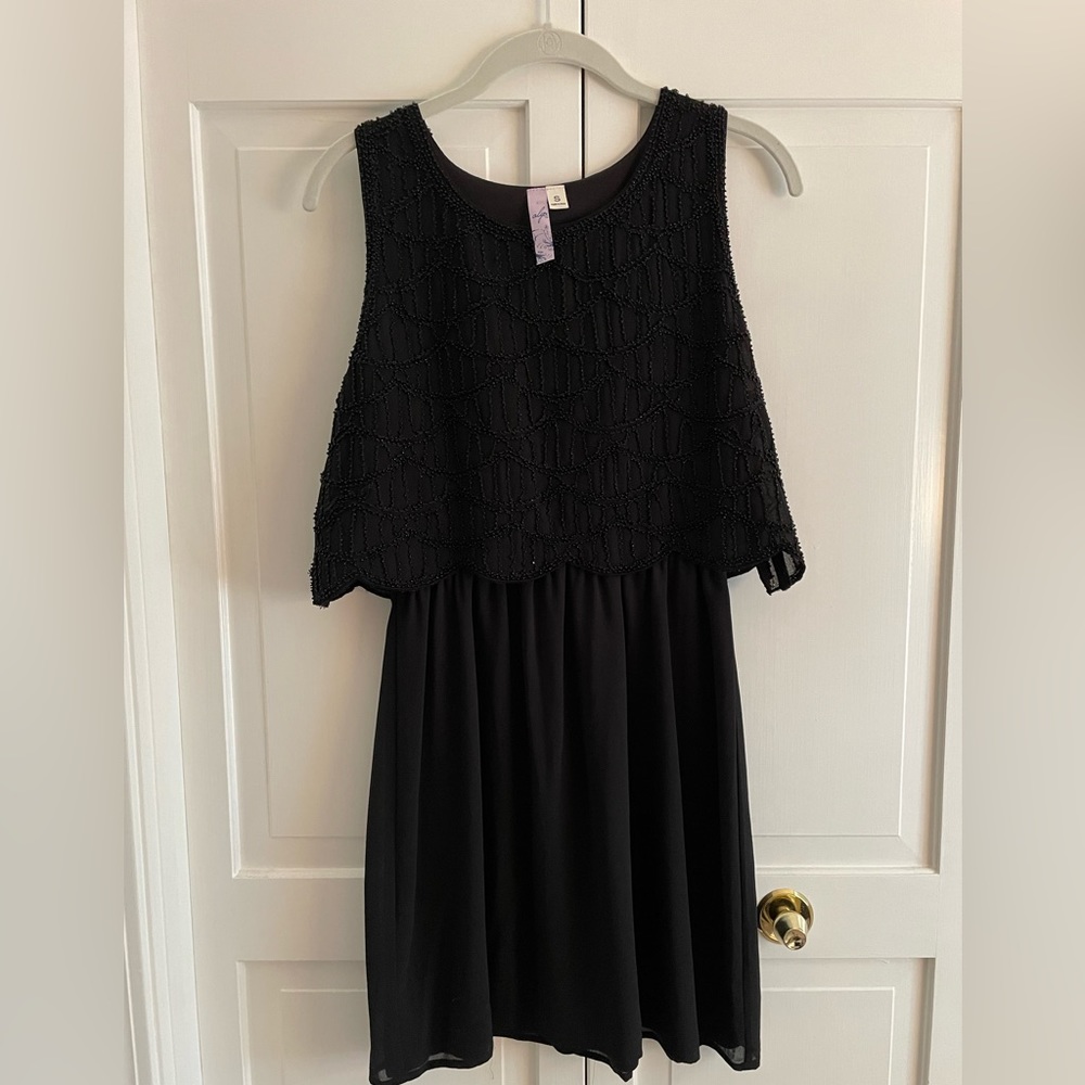 ⭐️Size Small⭐️ Sequin/Satin Dress